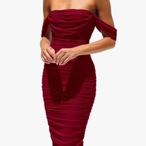 Chic Strapless Burgundy Dress